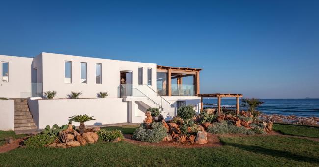 BIM建筑|克里特岛海滩度假村 / Elastic Architects