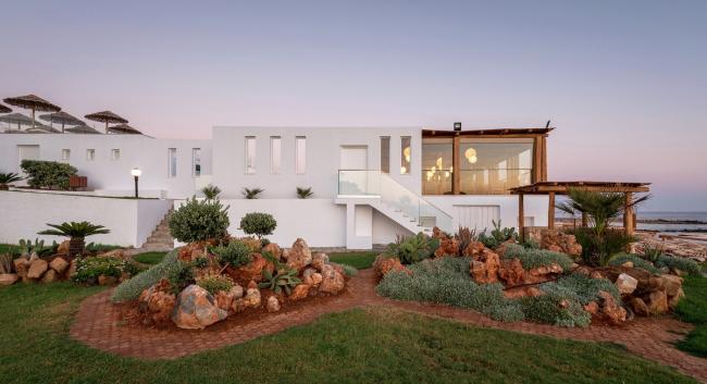 BIM建筑|克里特岛海滩度假村 / Elastic Architects