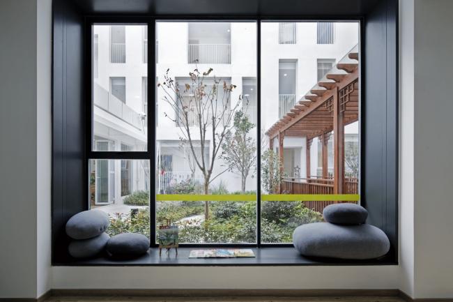 BIM建筑|纯净的花圃碉堡：上海徐汇科技幼儿园 / 元秀万建筑事务所