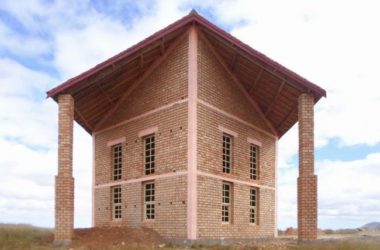 BIM建筑|山坡上的黉舍——FC Advan教导中间-BIM建筑网