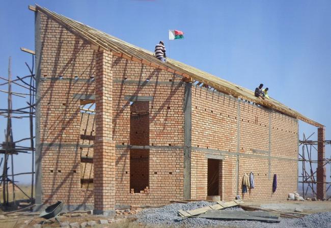 BIM建筑|山坡上的黉舍——FC Advan教导中间