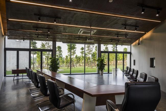 BIM建筑|光影错落，开合有度：Viettel 厂外工作室 / 武重义建筑事务所