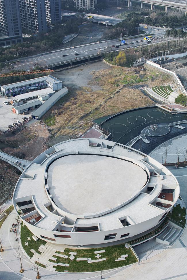 BIM建筑|静若处子，流光四溢——中国轻纺城时尚宣布戏院 / WAU建筑事务所