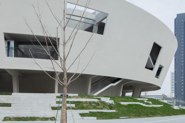 BIM建筑|静若处子，流光四溢——中国轻纺城时尚宣布戏院 / WAU建筑事务所