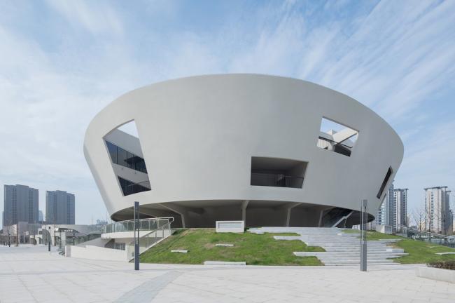 BIM建筑|静若处子，流光四溢——中国轻纺城时尚宣布戏院 / WAU建筑事务所