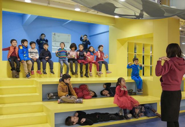 BIM建筑|送给孩子一座“岛屿”—— 一土黉舍北京校区 / Crossboundaries