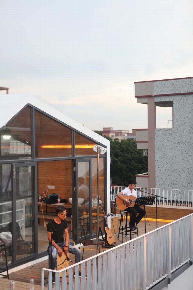 BIM建筑|众筹来的露台公共空间——新基白屋子平易近宿群 / 竖梁社建筑