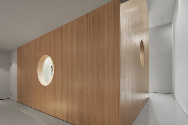 BIM建筑|拱与镜：虚实相映的无尽空间 / 槃达建筑