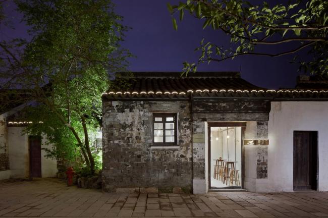 BIM建筑|叫醒记忆，沧桑而丰年代感的老屋子改革：不雅茶庭 / 南京悦设空间设计