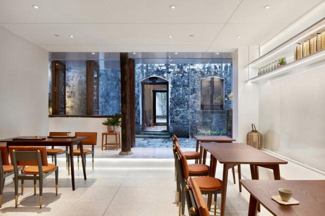 BIM建筑|叫醒记忆，沧桑而丰年代感的老屋子改革：不雅茶庭 / 南京悦设空间设计