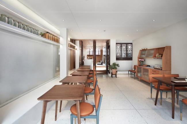 BIM建筑|叫醒记忆，沧桑而丰年代感的老屋子改革：不雅茶庭 / 南京悦设空间设计