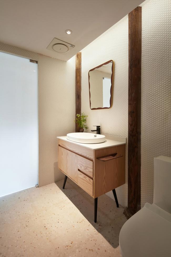 BIM建筑|叫醒记忆，沧桑而丰年代感的老屋子改革：不雅茶庭 / 南京悦设空间设计