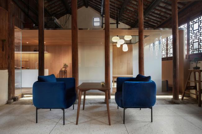 BIM建筑|叫醒记忆，沧桑而丰年代感的老屋子改革：不雅茶庭 / 南京悦设空间设计