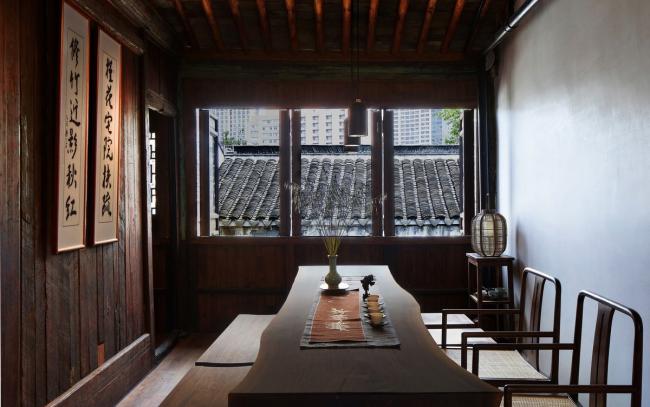 BIM建筑|叫醒记忆，沧桑而丰年代感的老屋子改革：不雅茶庭 / 南京悦设空间设计
