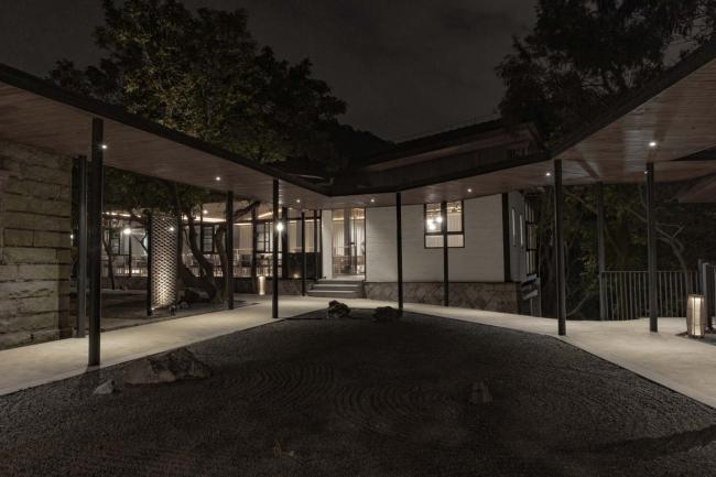 BIM建筑|茂林清泉，焚喷鼻喝茶：茶言不雅舍 / 是合设计工作室