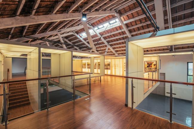 BIM建筑|河水清清，乡愁悠悠：小镇粮仓改革 / 上海交通年夜学城镇空间文化与科学研讨中间