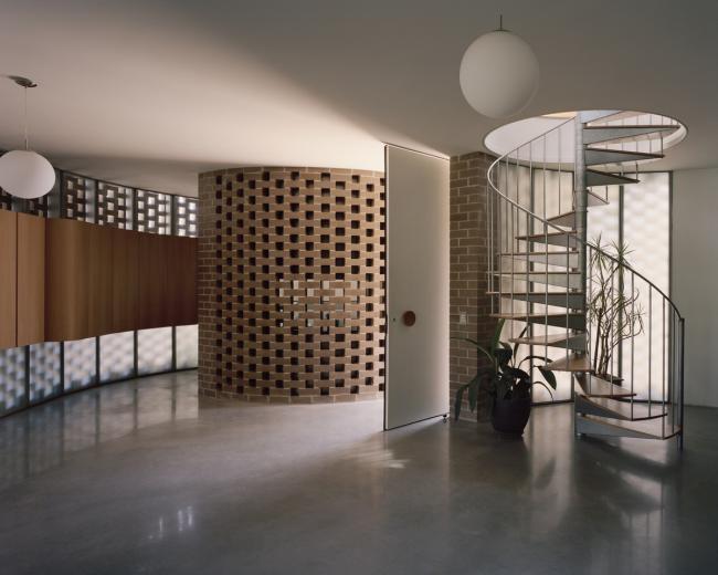 BIM建筑|玫瑰之家，砖网格幕墙以顺应三角狭地