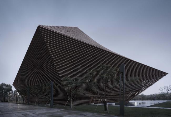 BIM建筑|一组具有雕塑感的盒子：上饶城市计划展览馆、博物馆和档案馆 / 张雷结合建筑事务所