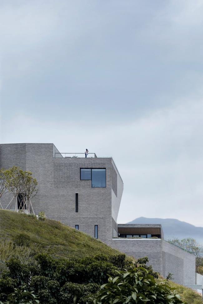 BIM建筑|坚实蕴藉，独看名胜：华润团体档案馆 / Studio Link-Arc