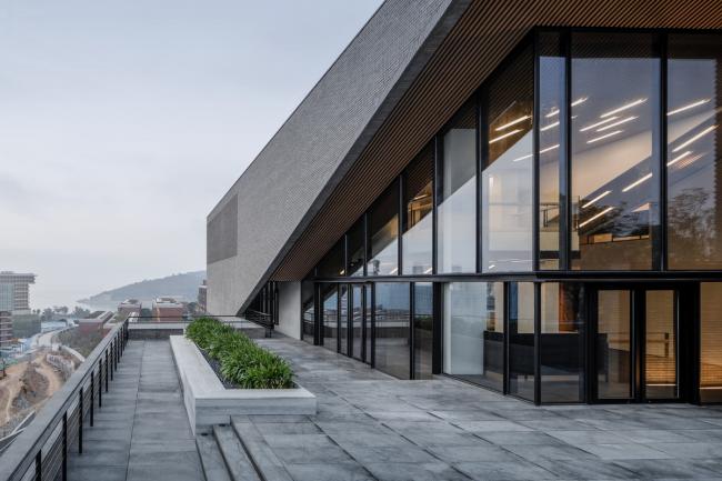 BIM建筑|坚实蕴藉，独看名胜：华润团体档案馆 / Studio Link-Arc