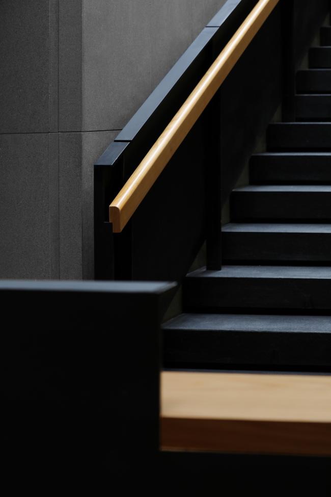 BIM建筑|坚实蕴藉，独看名胜：华润团体档案馆 / Studio Link-Arc