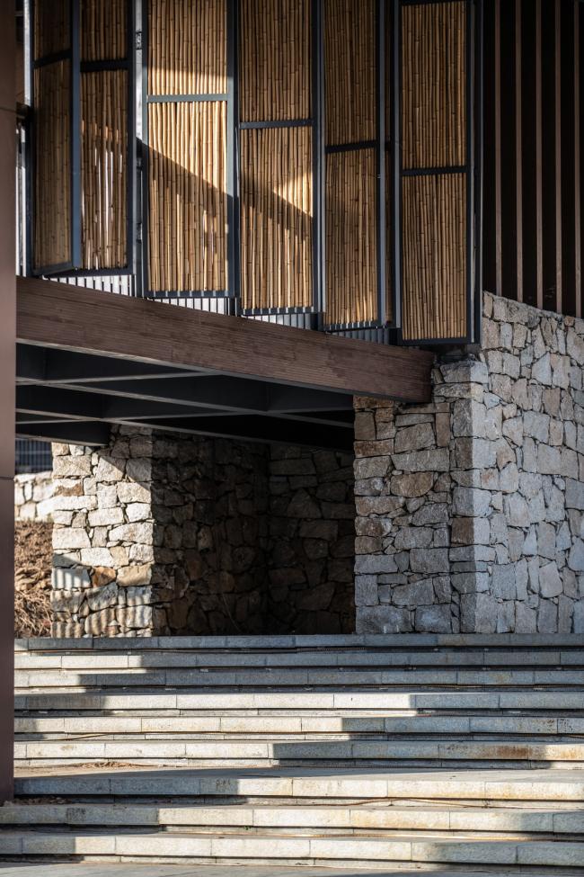 BIM建筑|蓝田县九间房镇油坊坪村景不雅设计 / 中国建筑西北设计研讨院·建筑装潢与情况艺术工程设计研讨院