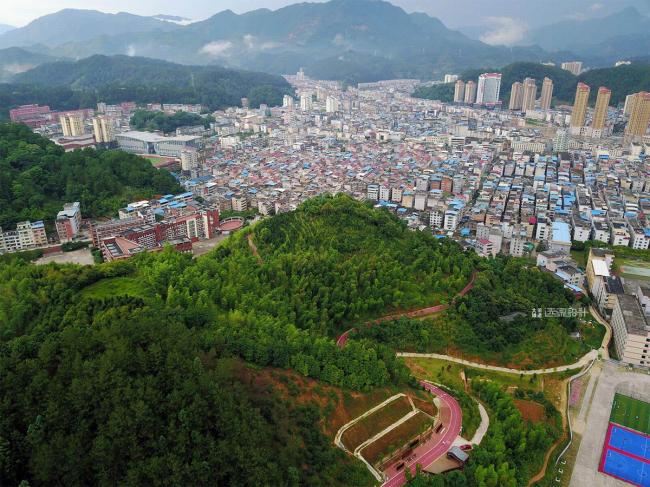 BIM建筑|陌上花开的乡土景不雅——福建年夜田绿道计划设计 / 上海选泉设计