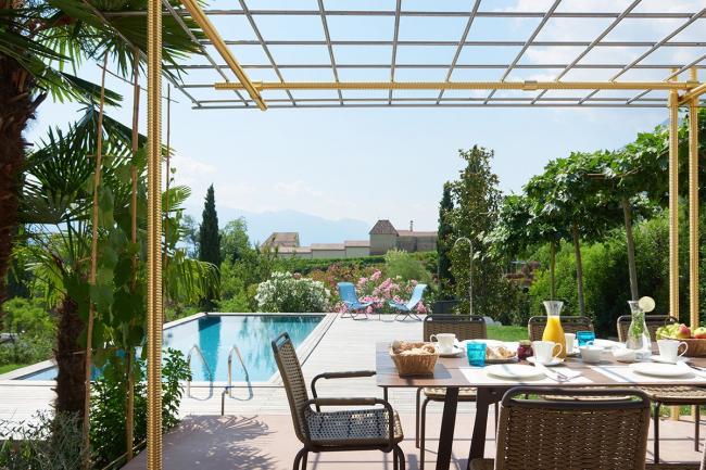 BIM建筑|葡萄庄园，郁郁葱葱：意年夜利北部度假屋