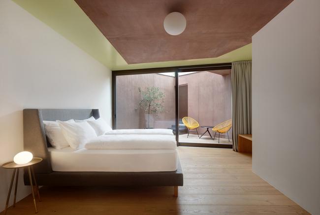 BIM建筑|葡萄庄园，郁郁葱葱：意年夜利北部度假屋