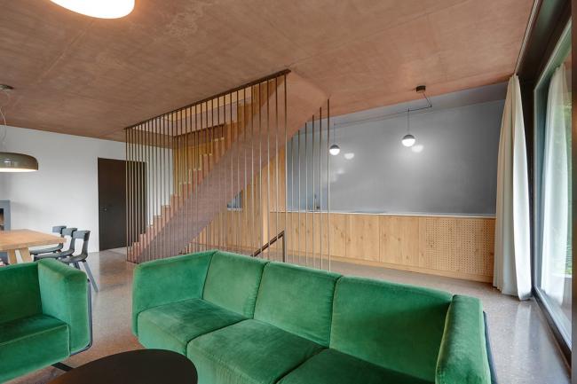 BIM建筑|葡萄庄园，郁郁葱葱：意年夜利北部度假屋