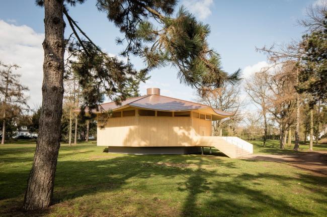 BIM建筑|仿若游牧平易近族的自力轻盈的帐篷：克雷费尔德展馆