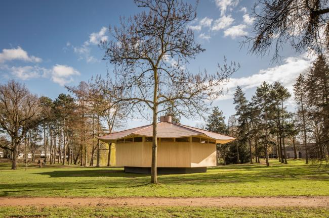 BIM建筑|仿若游牧平易近族的自力轻盈的帐篷：克雷费尔德展馆