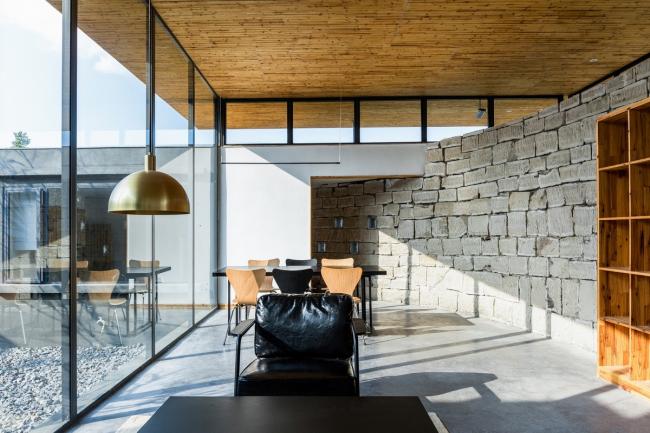 BIM建筑|雨宅·木工的家 / 小写建筑事务所