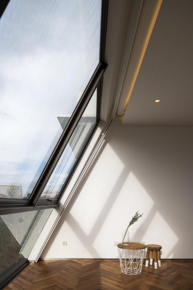 BIM建筑|别有洞天，柔和曲线勾画的纯白雕塑