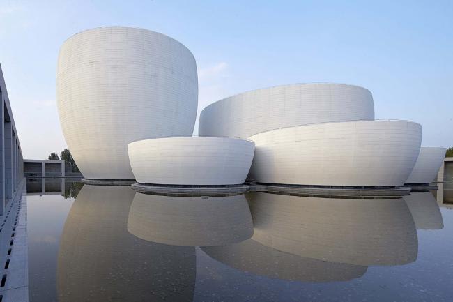 BIM建筑|极简翰墨勾画出的留白：邢窑博物馆 / 言川建筑