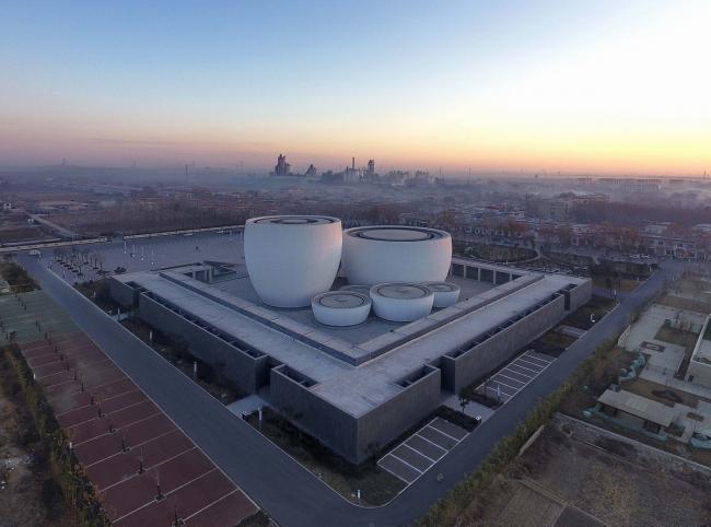 BIM建筑|极简翰墨勾画出的留白：邢窑博物馆 / 言川建筑