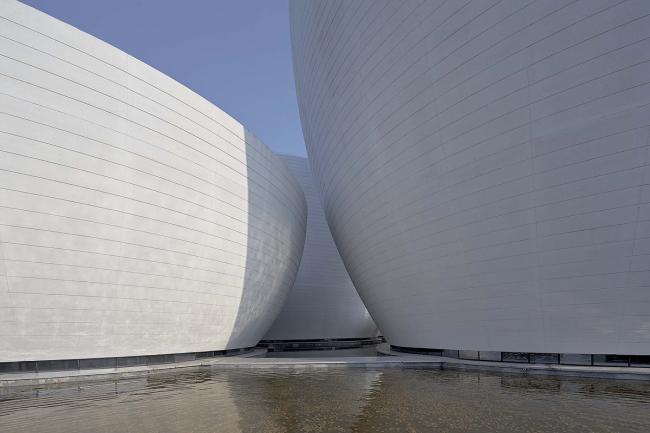 BIM建筑|极简翰墨勾画出的留白：邢窑博物馆 / 言川建筑