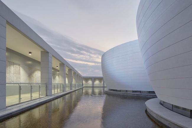 BIM建筑|极简翰墨勾画出的留白：邢窑博物馆 / 言川建筑