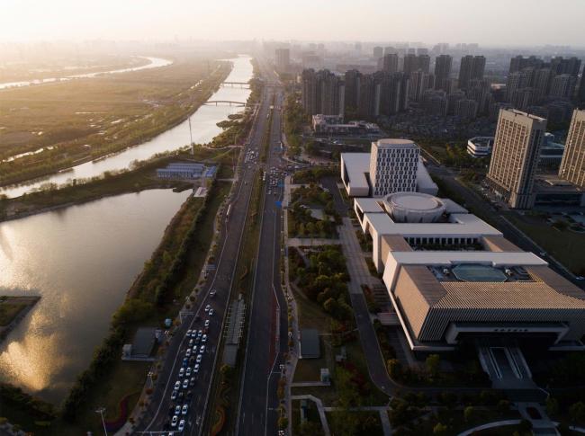 BIM建筑|淮安市城市博物馆、藏书楼、文化馆、美术馆 / 同济年夜学建筑设计研讨院