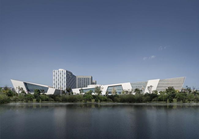 BIM建筑|淮安市城市博物馆、藏书楼、文化馆、美术馆 / 同济年夜学建筑设计研讨院