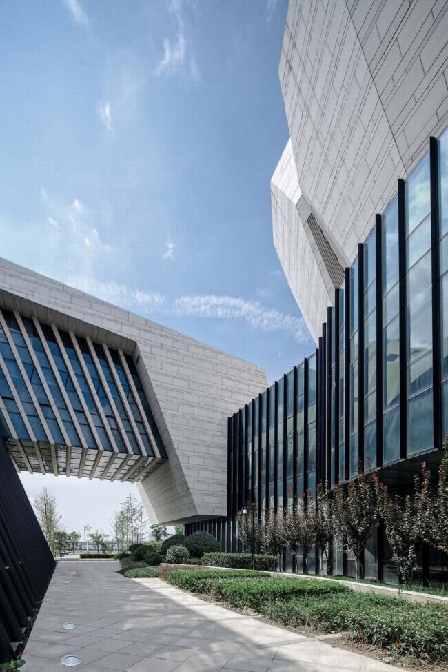 BIM建筑|淮安市城市博物馆、藏书楼、文化馆、美术馆 / 同济年夜学建筑设计研讨院