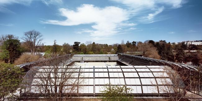 BIM建筑|Simonne-Mathieu 网球场，以水晶宫为灵感的温室球场