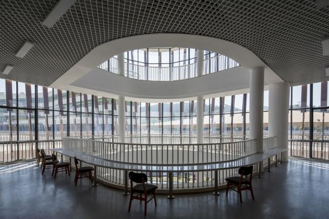 BIM建筑|西塞山前的“白鹭”：上海交年夜教导团体（湖州）帕丁顿双语黉舍 / 思序设计