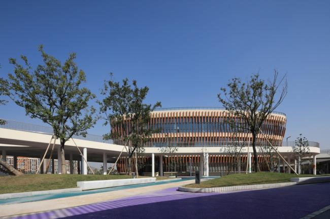 BIM建筑|西塞山前的“白鹭”：上海交年夜教导团体（湖州）帕丁顿双语黉舍 / 思序设计