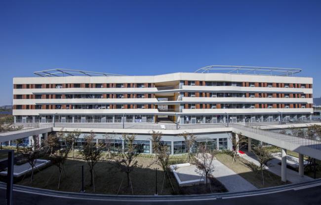 BIM建筑|西塞山前的“白鹭”：上海交年夜教导团体（湖州）帕丁顿双语黉舍 / 思序设计