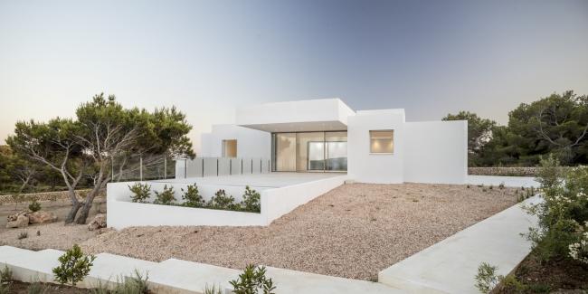 BIM建筑|一览山远海阔！像素化体块堆叠而成的纯白T台别墅