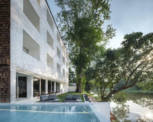 BIM建筑|如鱼群跃出海面，日光下闪闪发光的鱼鳞：清迈微型酒店