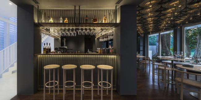 BIM建筑|如鱼群跃出海面，日光下闪闪发光的鱼鳞：清迈微型酒店