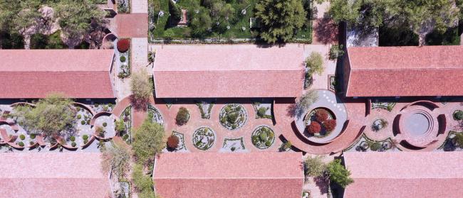 BIM建筑|律动的砖红花圃：日照1971研学营地旧黉舍改革 / DK年夜可建筑设计