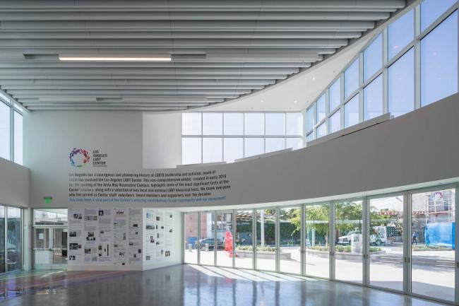 BIM建筑|完善的圆圈，昏黄的动感：对看片子梦工场的洛杉矶 LGBT 中间